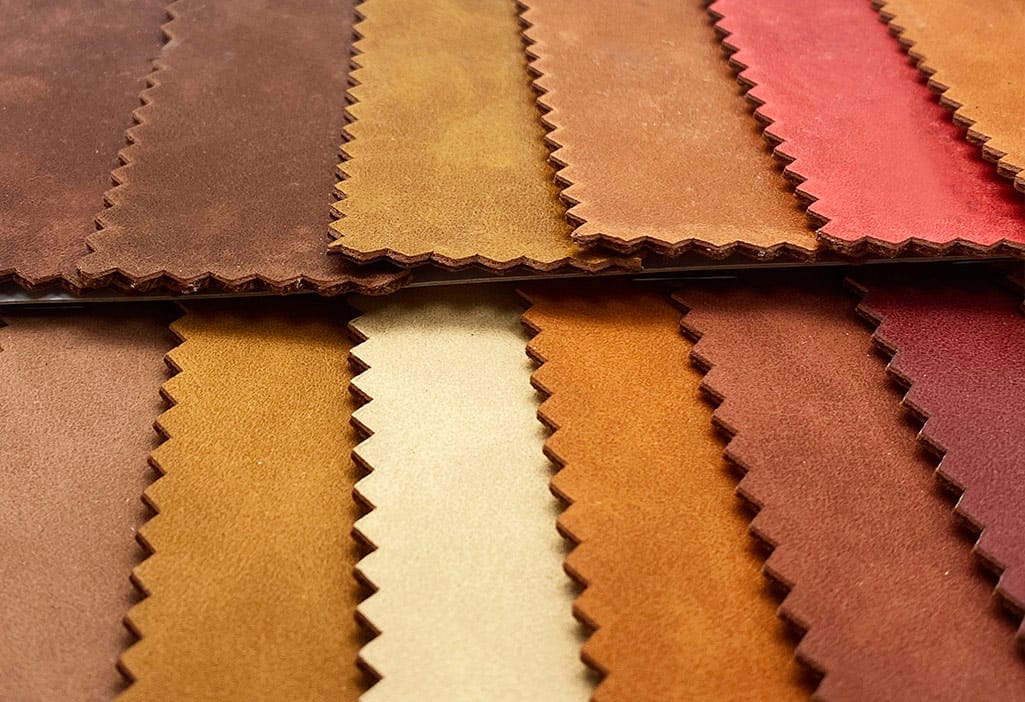 custom-leather-keychain-2